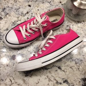 Pink Converse All Star Low